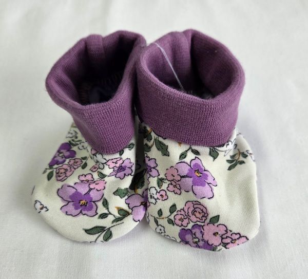 Alex white purple flowers2 14