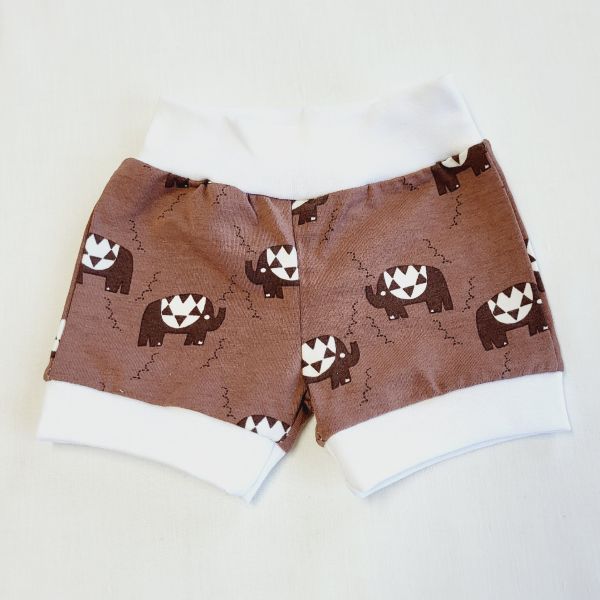 Chris brown elephants 3mo