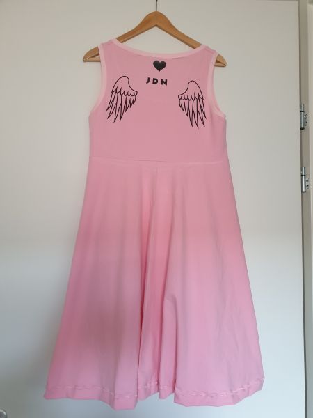 Sleeveless dress with HTV print on the back in shape of wings